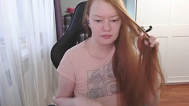 Snapshot of Lady_Inari chatting on 13, 10, 2025 Lady Inari online show from 13, 10, 2025