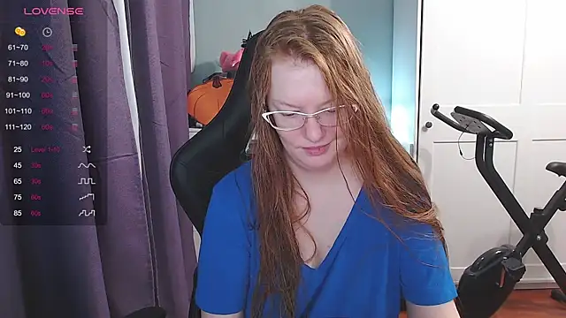 Snapshot of Lady_Inari chatting on 25, 10, 2025 Lady Inari online show from 25, 10, 2025