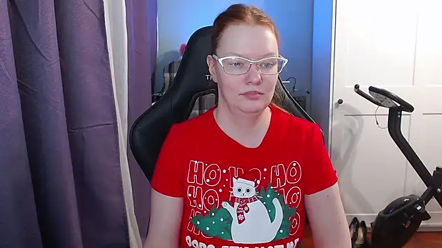 Snapshot of Lady_Inari chatting on 17, 12, 2025 Lady Inari online show from 17, 12, 2025