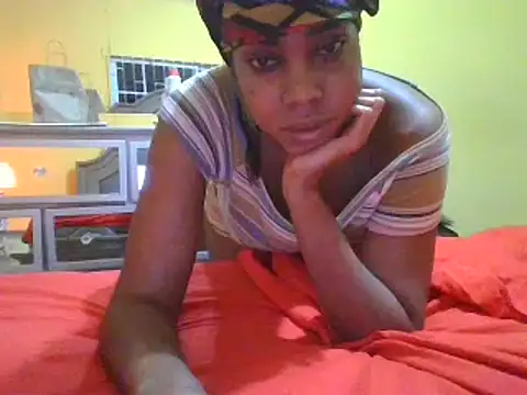 Snapshot of HONEYSWEETS_LIVE chatting on 27, 2, 2025 HONEYSWEETS LIVE online show from 27, 2, 2025