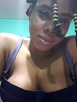 Snapshot of HONEYSWEETS_LIVE chatting on 18, 12, 2025 HONEYSWEETS LIVE online show from 18, 12, 2025