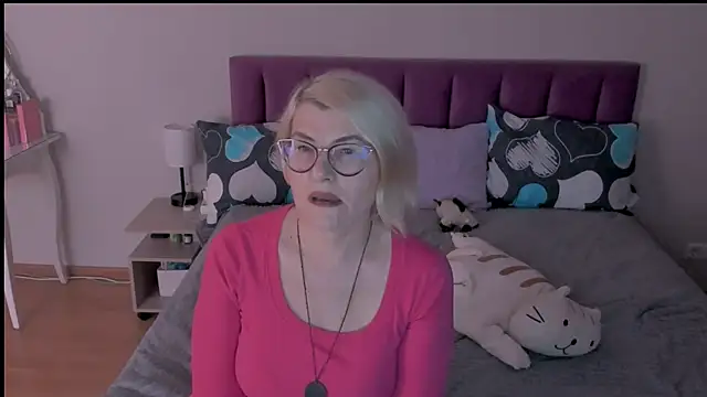 Snapshot of sabrinamacmarren chatting on 23, 2, 2025 sabrinamacmarren online show from 23, 2, 2025