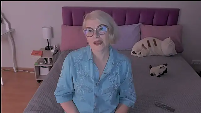 Snapshot of sabrinamacmarren chatting on 13, 3, 2025 sabrinamacmarren online show from 13, 3, 2025