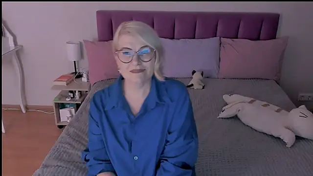 Snapshot of sabrinamacmarren chatting on 14, 3, 2025 sabrinamacmarren online show from 14, 3, 2025