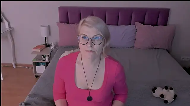 Snapshot of sabrinamacmarren chatting on 18, 3, 2025 sabrinamacmarren online show from 18, 3, 2025