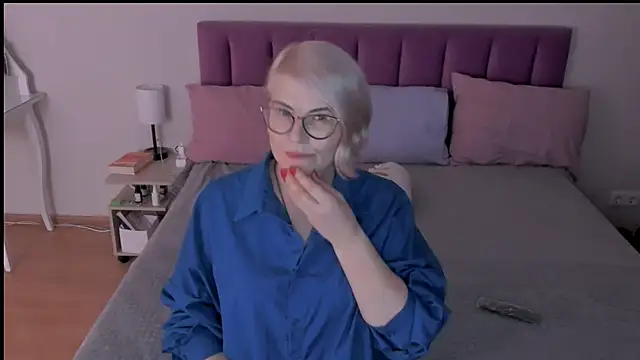 Snapshot of sabrinamacmarren chatting on 19, 3, 2025 sabrinamacmarren online show from 19, 3, 2025