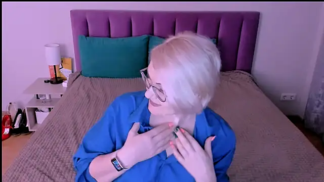 Snapshot of sabrinamacmarren chatting on 30, 9, 2025 sabrinamacmarren online show from 30, 9, 2025