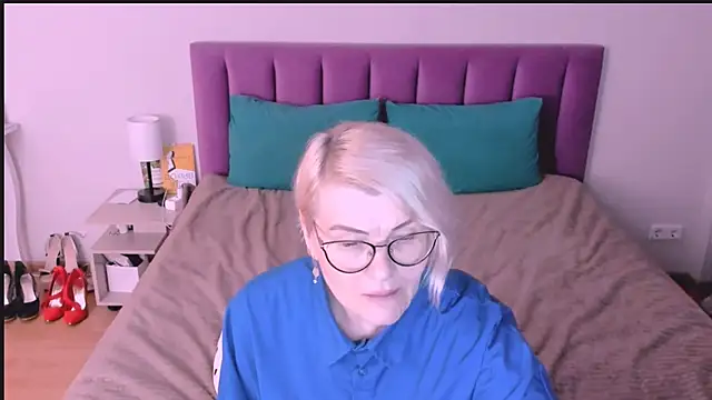 Snapshot of sabrinamacmarren chatting on 24, 10, 2025 sabrinamacmarren online show from 24, 10, 2025