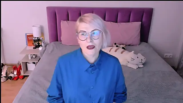 Snapshot of sabrinamacmarren chatting on 29, 11, 2025 sabrinamacmarren online show from 29, 11, 2025