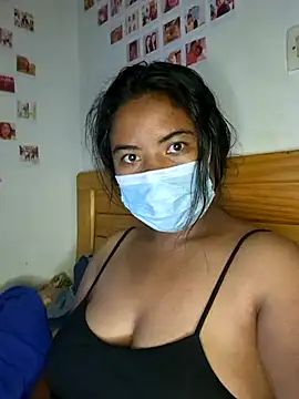 Snapshot of Artinah22 chatting on 4, 12, 2024 Artinah22 online show from 4, 12, 2024