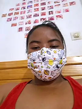 Snapshot of Artinah22 chatting on 17, 12, 2024 Artinah22 online show from 17, 12, 2024