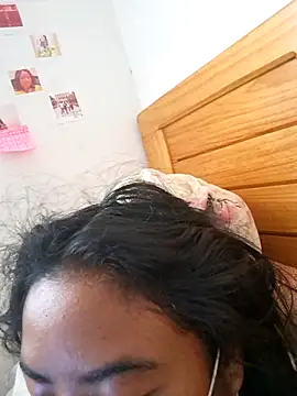 Snapshot of Artinah22 chatting on 21, 12, 2024 Artinah22 online show from 21, 12, 2024