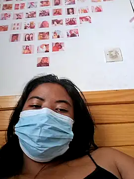 Snapshot of Artinah22 chatting on 26, 12, 2024 Artinah22 online show from 26, 12, 2024