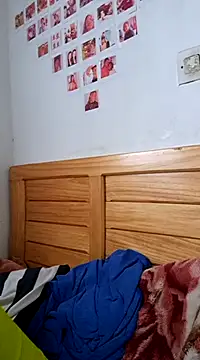 Snapshot of Artinah22 chatting on 27, 12, 2024 Artinah22 online show from 27, 12, 2024