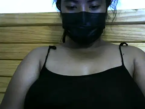 Snapshot of Artinah22 chatting on 13, 1, 2025 Artinah22 online show from 13, 1, 2025