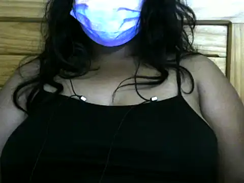 Snapshot of Artinah22 chatting on 14, 1, 2025 Artinah22 online show from 14, 1, 2025