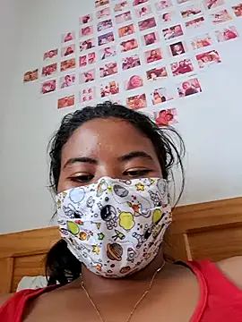 Snapshot of Artinah22 chatting on 4, 2, 2025 Artinah22 online show from 4, 2, 2025