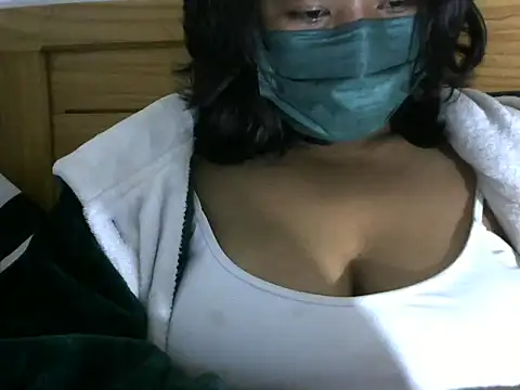 Snapshot of Artinah22 chatting on 10, 9, 2025 Artinah22 online show from 10, 9, 2025