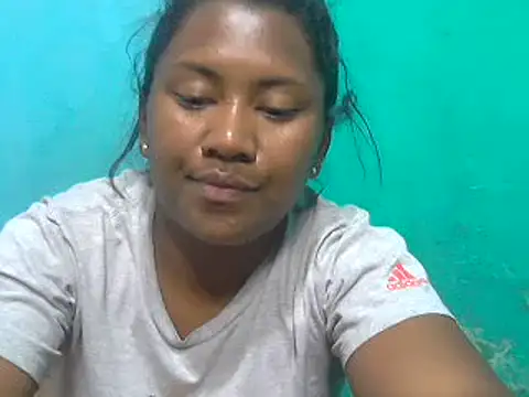 Snapshot of cutybigass chatting on 8, 10, 2025 cutybigass online show from 8, 10, 2025