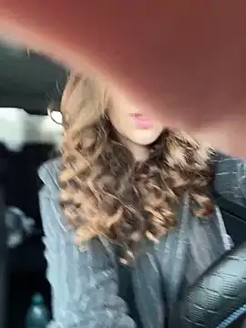 Snapshot of MariiD chatting on 19, 10, 2025 MariiD online show from 19, 10, 2025