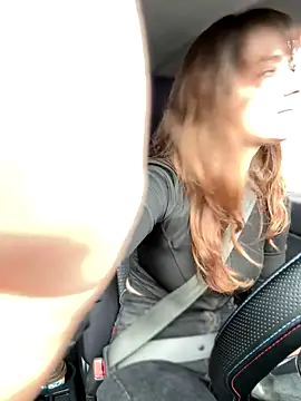 Snapshot of MariiD chatting on 8, 11, 2025 MariiD online show from 8, 11, 2025