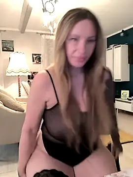 missjenn x online show from 3, 2, 2026