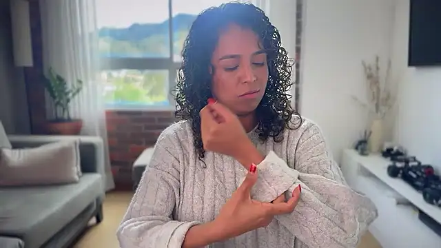 Snapshot of illaroom chatting on 27, 1, 2025 illaroom online show from 27, 1, 2025