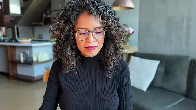 Snapshot of illaroom chatting on 19, 2, 2025 illaroom online show from 19, 2, 2025