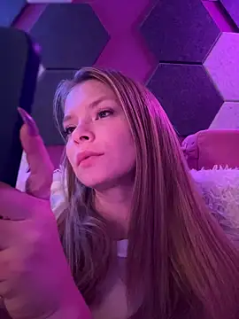 Snapshot of AnastasiaAniess chatting on 7, 11, 2025 AnastasiaAniess online show from 7, 11, 2025