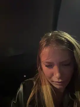 Snapshot of AnastasiaAniess chatting on 15, 11, 2025 AnastasiaAniess online show from 15, 11, 2025