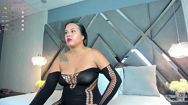 Snapshot of myax_evans chatting on 17, 3, 2025 myax evans online show from 17, 3, 2025