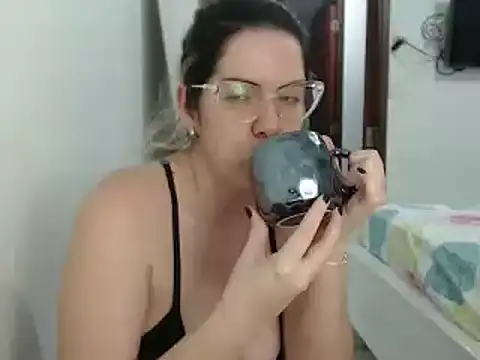 Snapshot of ashlymoon chatting on 26, 2, 2025 ashlymoon online show from 26, 2, 2025