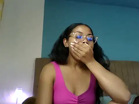 Snapshot of naya86 chatting on 25, 10, 2025 naya86 online show from 25, 10, 2025