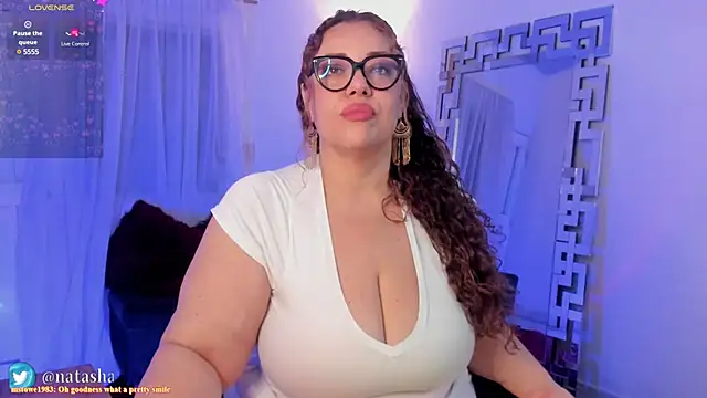 Snapshot of Cherryboobss chatting on 16, 12, 2024 Cherryboobss online show from 16, 12, 2024