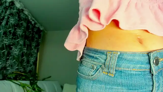 Snapshot of Fritha chatting on 11, 1, 2025 Fritha online show from 11, 1, 2025