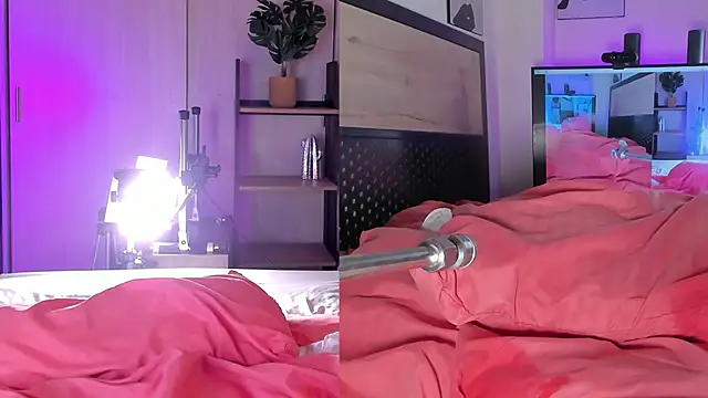 Snapshot of cinnamon_afrodit chatting on 22, 2, 2025 cinnamon afrodit online show from 22, 2, 2025