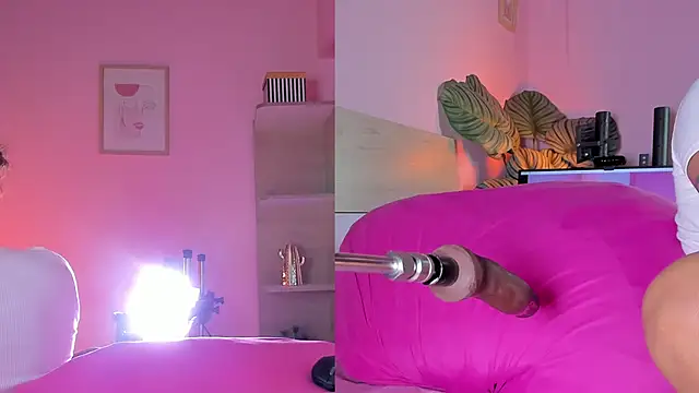 Snapshot of cinnamon_afrodit chatting on 1, 3, 2025 cinnamon afrodit online show from 1, 3, 2025