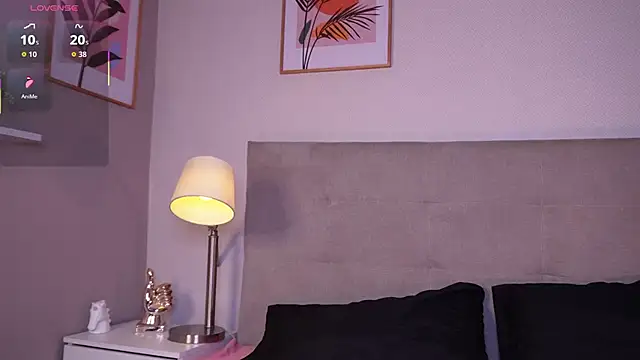 Snapshot of cinnamon_afrodit chatting on 29, 11, 2025 cinnamon afrodit online show from 29, 11, 2025