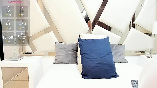 Snapshot of MilfVictoria chatting on 11, 10, 2025 MilfVictoria online show from 11, 10, 2025