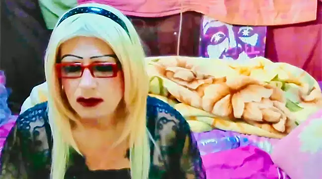 Goldeena online show from 16, 1, 2025