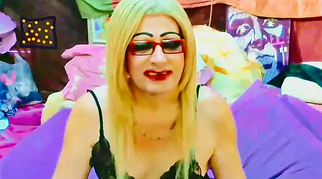 Goldeena online show from 1, 3, 2025