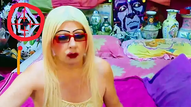 Goldeena online show from 22, 9, 2025