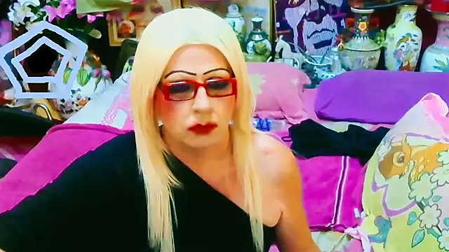 Goldeena online show from 29, 9, 2025