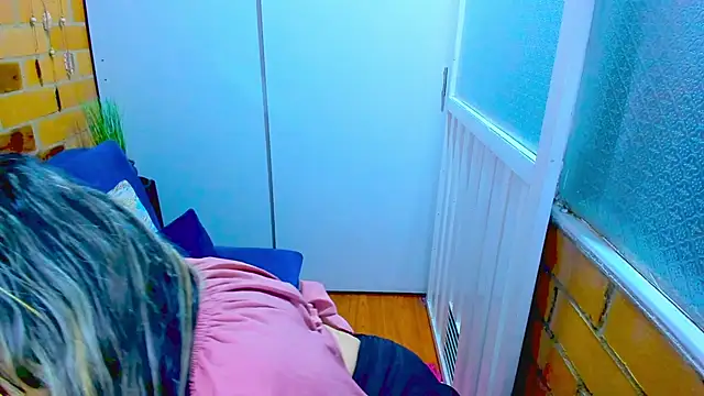 Snapshot of Penelope47 chatting on 14, 1, 2025 Penelope47 online show from 14, 1, 2025