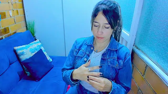 Snapshot of Penelope47 chatting on 25, 1, 2025 Penelope47 online show from 25, 1, 2025