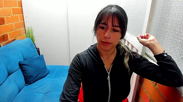 Snapshot of Penelope47 chatting on 11, 9, 2025 Penelope47 online show from 11, 9, 2025