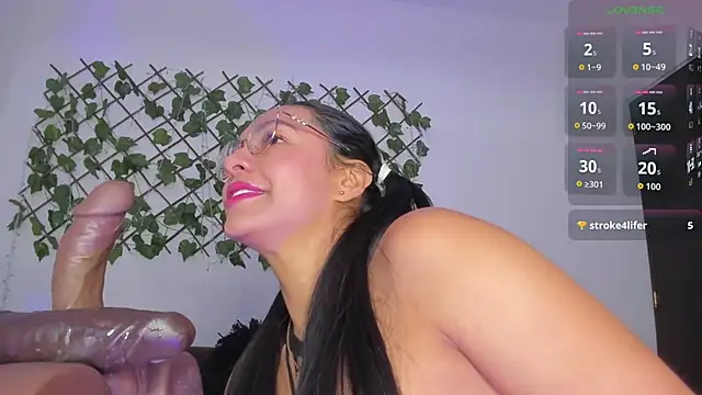 Snapshot of maribad chatting on 7, 10, 2025 maribad online show from 7, 10, 2025