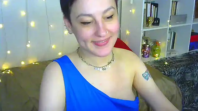Snapshot of MartaBounty chatting on 23, 2, 2025 MartaBounty online show from 23, 2, 2025