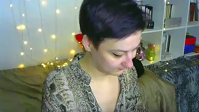Snapshot of MartaBounty chatting on 25, 2, 2025 MartaBounty online show from 25, 2, 2025