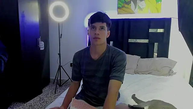 Dimitrixxx   online show from 6, 1, 2026